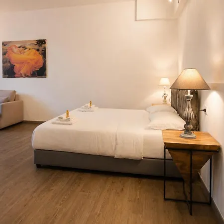 Casa de hóspedes Dimoras Elegant 3*